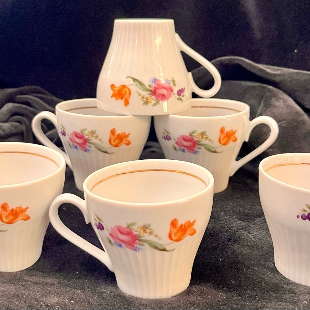 VTG JLMENAU East Germany Graf Von Henneberg Floral Ribbed Demitasse Cups Set 6 - Picture 10 of 17